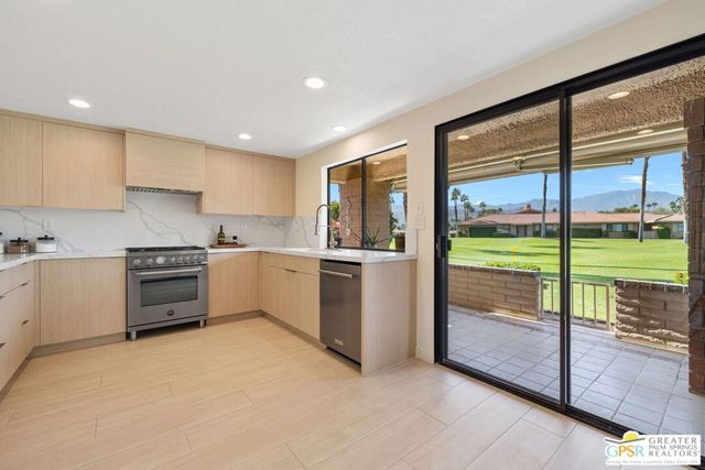 6 Joya Drive, Palm Desert, CA 92260