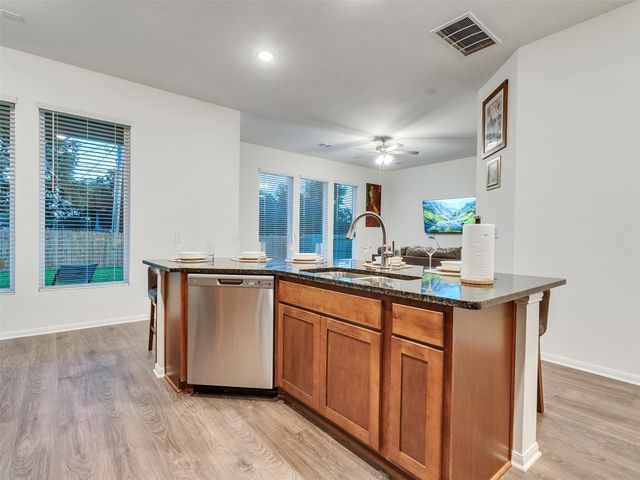 410 Magnolia Street, Richwood, TX 77531