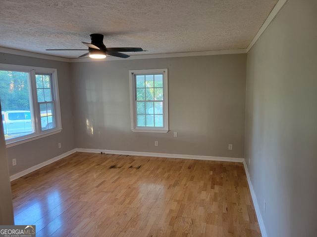 1131 E Main Street, Hogansville, GA 30230