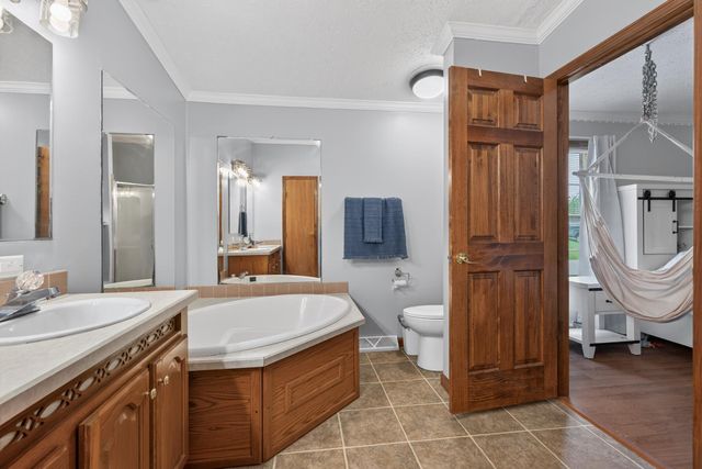 371 Pinewood Drive, Valparaiso, IN 46385
