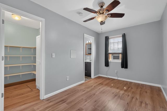 371 Pinewood Drive, Valparaiso, IN 46385