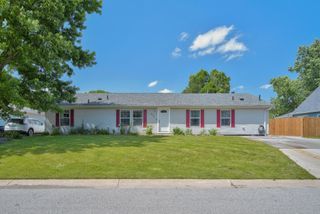 371 Pinewood Drive, Valparaiso, IN 46385