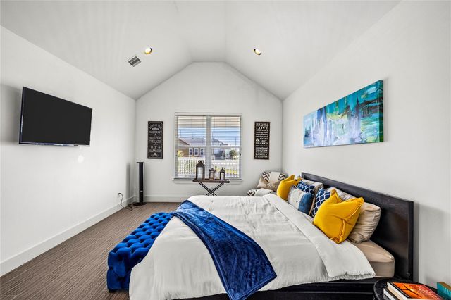 3910 Palmdale Court, Galveston, TX 77554