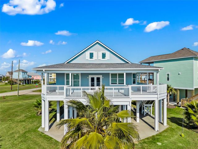 3910 Palmdale Court, Galveston, TX 77554