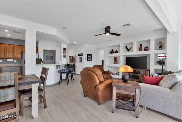 40902 N NOBLE HAWK Way, Anthem, AZ 85086