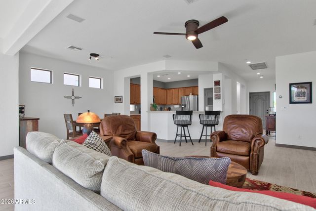 40902 N NOBLE HAWK Way, Anthem, AZ 85086
