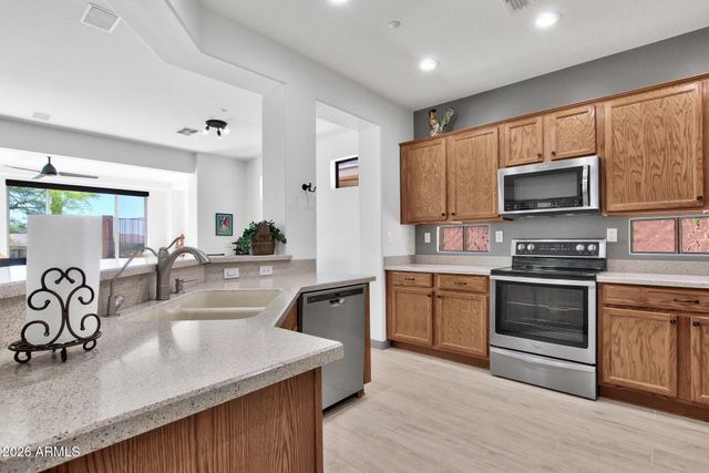 40902 N NOBLE HAWK Way, Anthem, AZ 85086