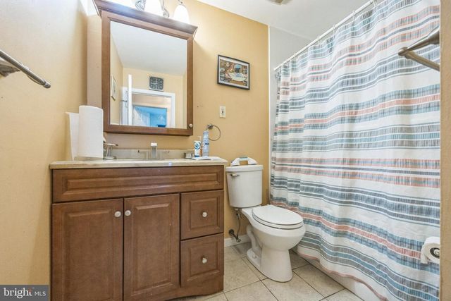 41 HOLIDAY LN, Willingboro, NJ 08046
