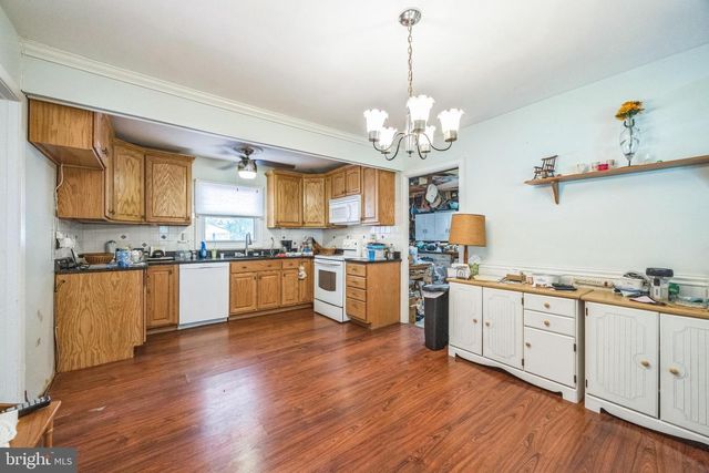 41 HOLIDAY LN, Willingboro, NJ 08046