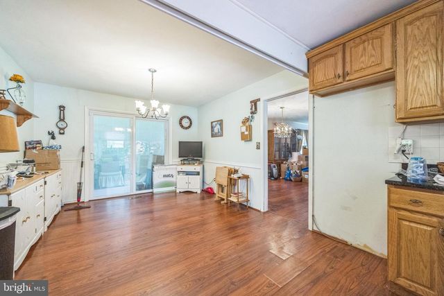 41 HOLIDAY LN, Willingboro, NJ 08046