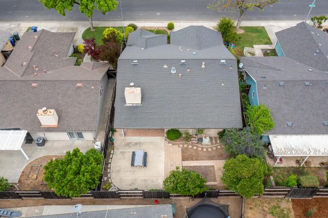 2820 Finlandia Ave, Modesto, CA 95358