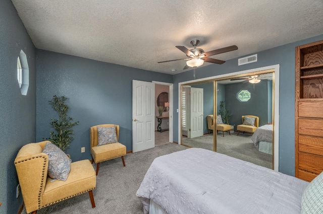 2820 Finlandia Ave, Modesto, CA 95358