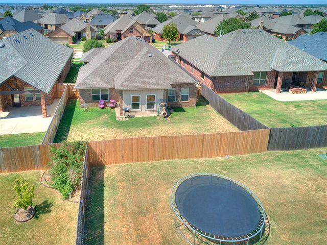 18228 Bridlington Drive, Edmond, OK 73012