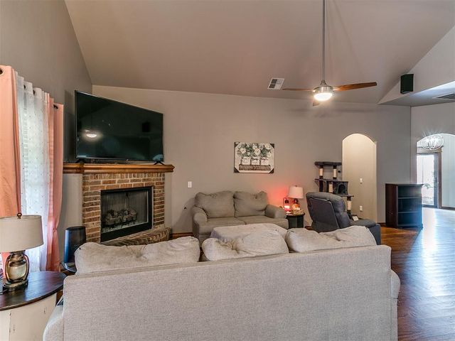 18228 Bridlington Drive, Edmond, OK 73012