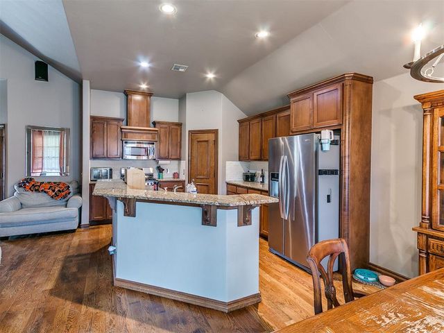 18228 Bridlington Drive, Edmond, OK 73012