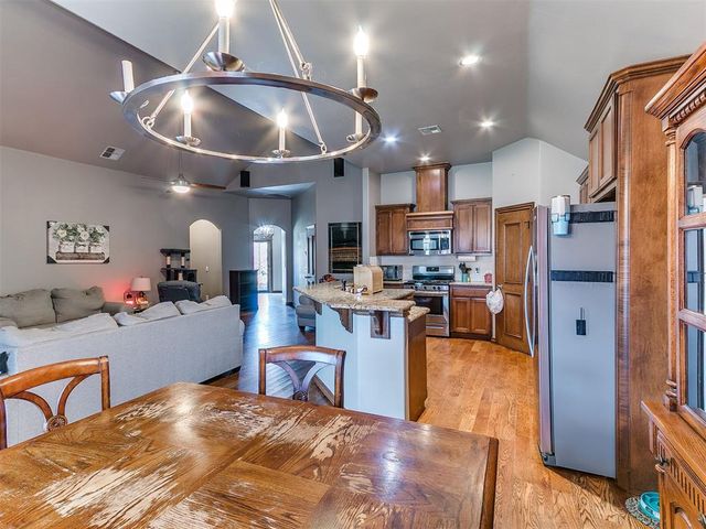18228 Bridlington Drive, Edmond, OK 73012