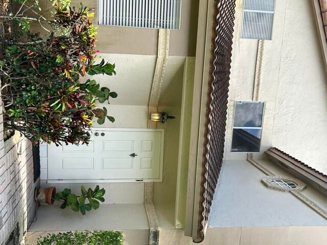 6754 Via Regina, Boca Raton, FL 33433