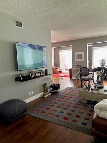 6754 Via Regina, Boca Raton, FL 33433