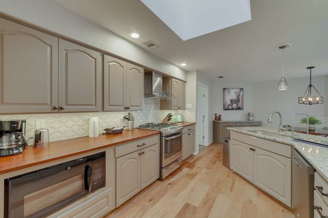 502 Stillmeadow Drive, Richardson, TX 75081