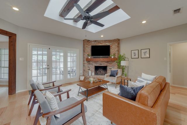 502 Stillmeadow Drive, Richardson, TX 75081