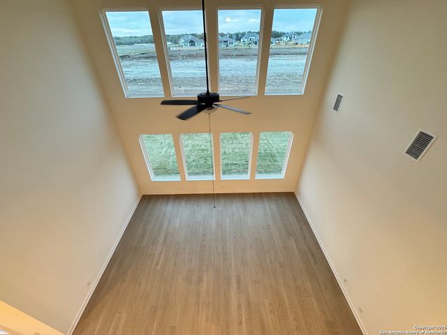 166 Mallorys Way, Castroville, TX 78009