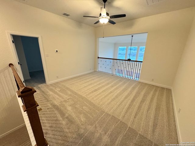 166 Mallorys Way, Castroville, TX 78009