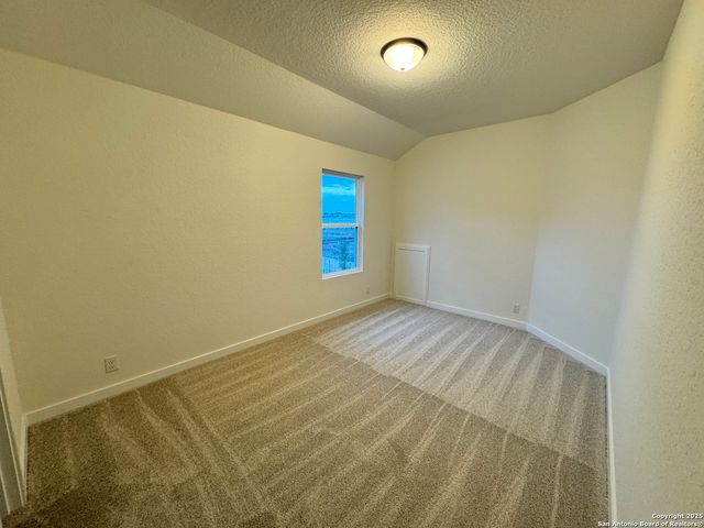 166 Mallorys Way, Castroville, TX 78009