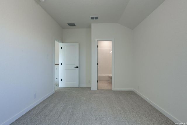 166 Mallorys Way, Castroville, TX 78009