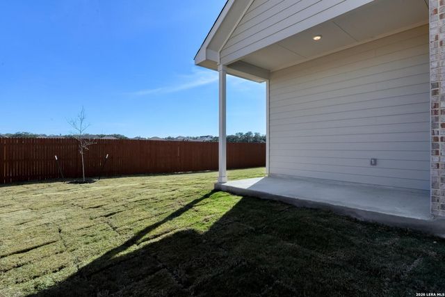 166 Mallorys Way, Castroville, TX 78009