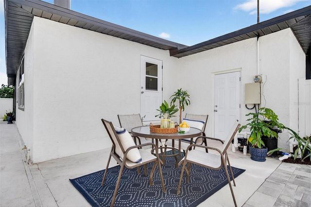 4709 MINEOLA STREET, Bradenton, FL 34207