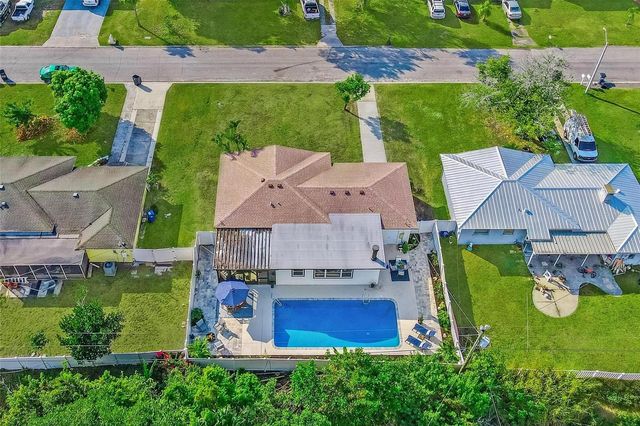 4709 MINEOLA STREET, Bradenton, FL 34207