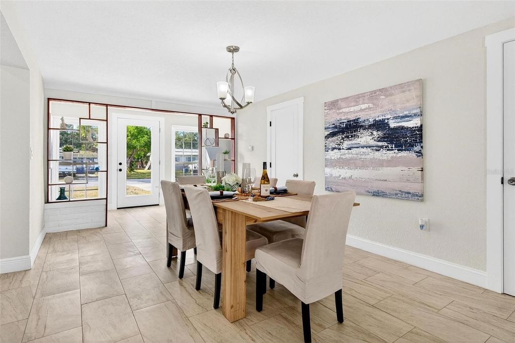 Image 12 of property listing at 4709 MINEOLA STREET, Bradenton, FL 34207