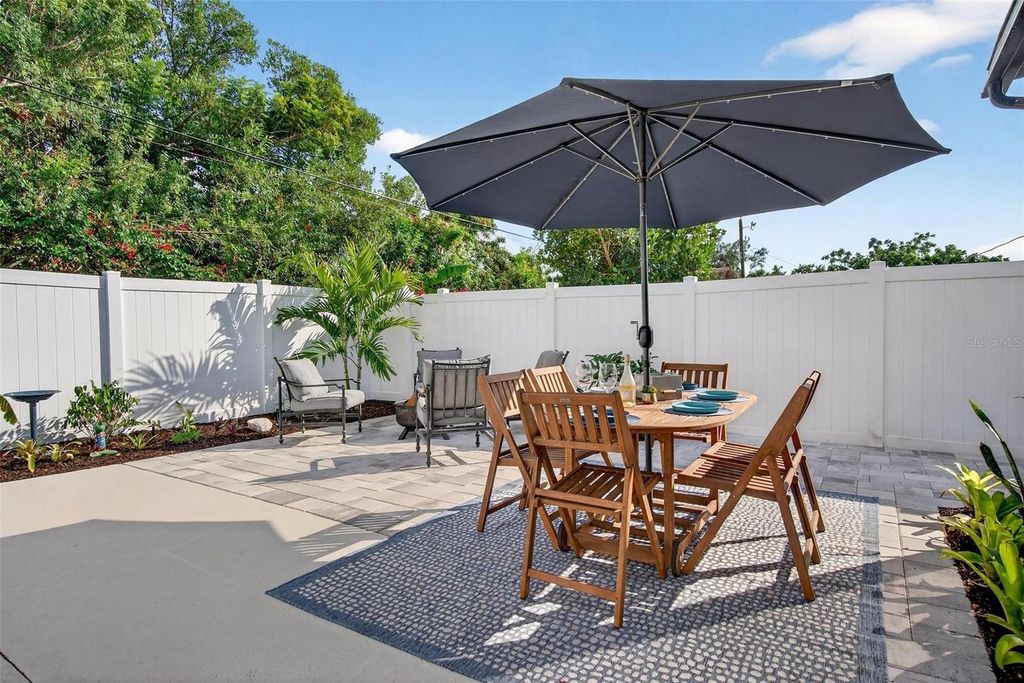 Image 27 of property listing at 4709 MINEOLA STREET, Bradenton, FL 34207