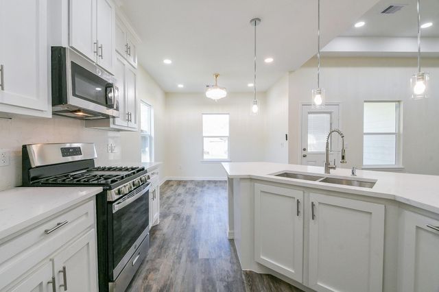 1009 13th Street, Galena Park, TX 77547