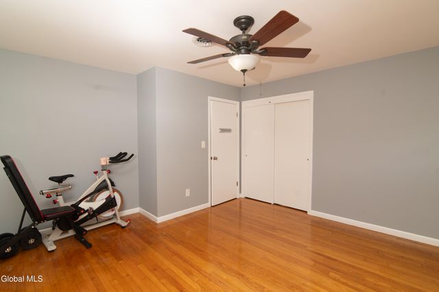 413 Hackett Boulevard, Albany, NY 12208