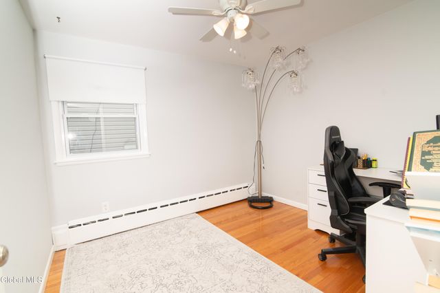 413 Hackett Boulevard, Albany, NY 12208