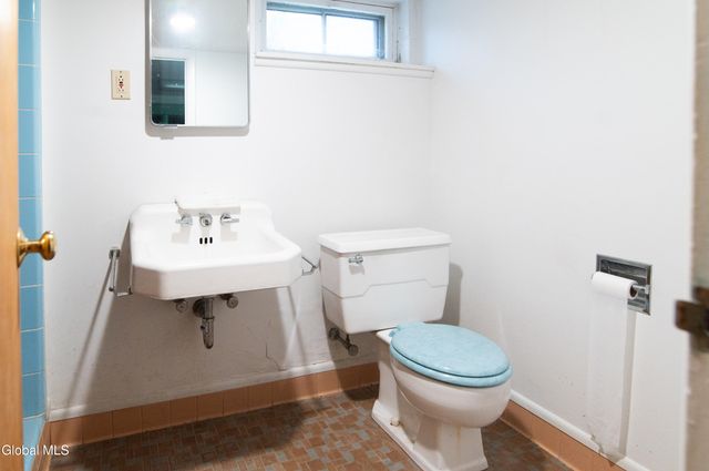 413 Hackett Boulevard, Albany, NY 12208