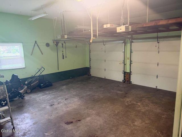 413 Hackett Boulevard, Albany, NY 12208
