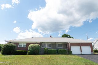 413 Hackett Boulevard, Albany, NY 12208