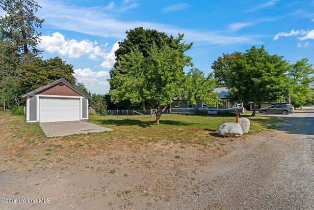 372 E Jefferson Ave, Priest River, ID 83856