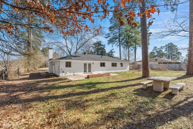 4136 Pines Road, Shreveport, LA 71119
