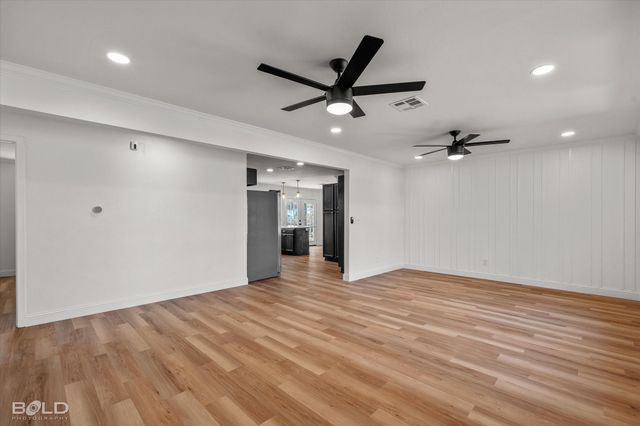 4136 Pines Road, Shreveport, LA 71119