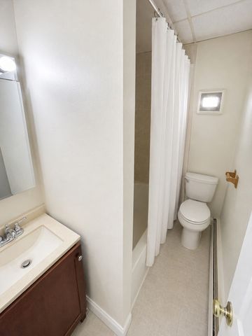 86 Prentiss 1, Watertown, MA 02472