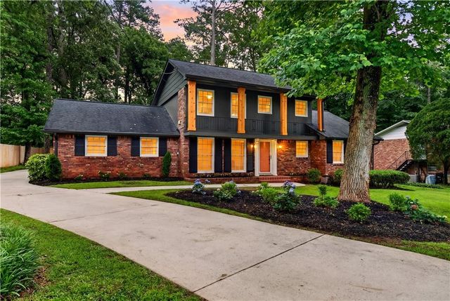 2664 Black Forest Trail SW, Atlanta, GA 30331