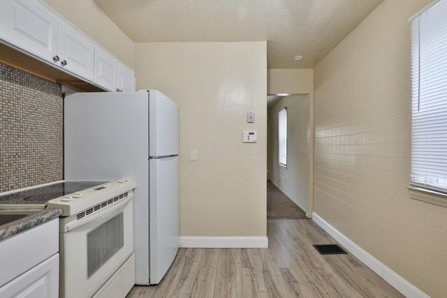 957 E 17th Avenue, Columbus, OH 43211