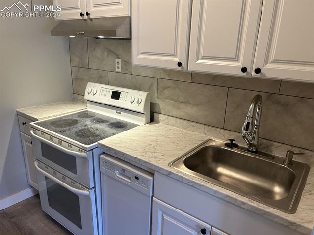 812 Colorado Avenue, Colorado Springs, CO 80905