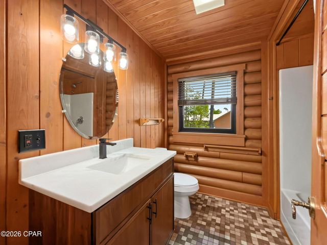 7920 Kingswood Road, Panama City, FL 32409