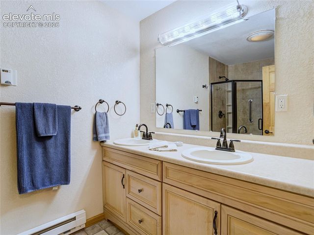 5915 Pemberton Way, Colorado Springs, CO 80919