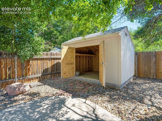 5915 Pemberton Way, Colorado Springs, CO 80919