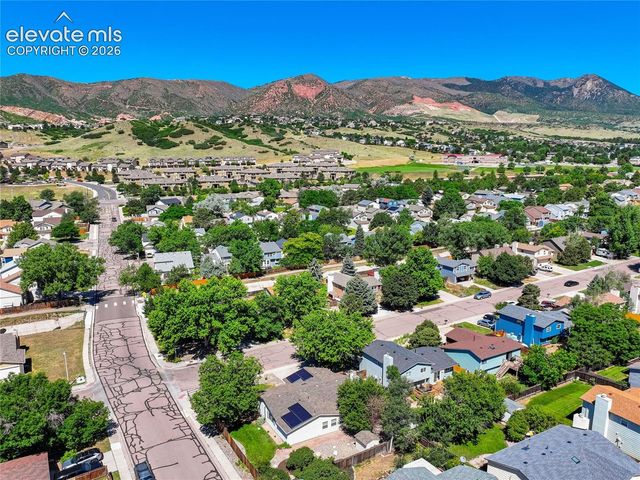 5915 Pemberton Way, Colorado Springs, CO 80919